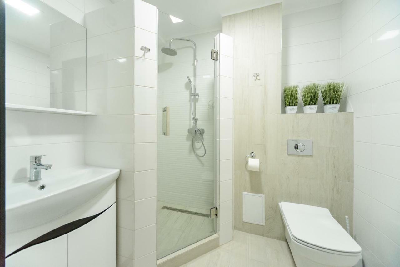 Artal Apartment On Iordanskaya 22 Kiev Eksteriør bilde